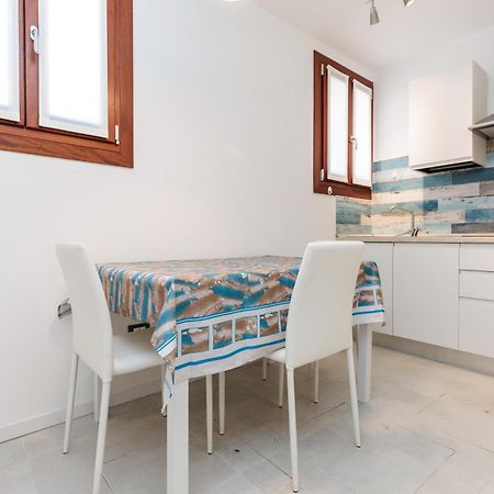 Accogliente Monolocale Veneziano1 Aria Condizionata, Vicino A Campus E Stazione Apartment Bagian luar foto