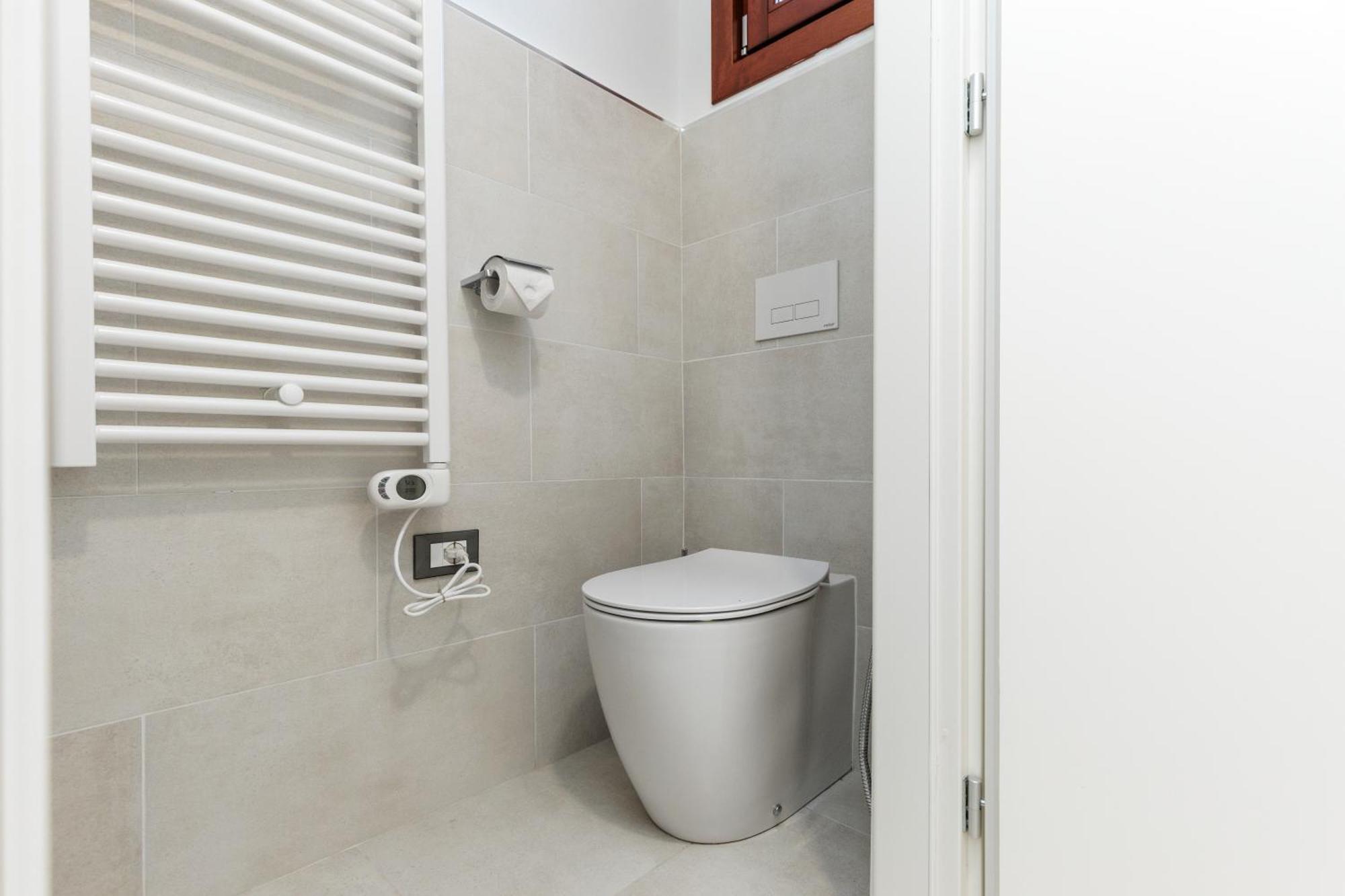 Accogliente Monolocale Veneziano1 Aria Condizionata, Vicino A Campus E Stazione Apartment Bagian luar foto